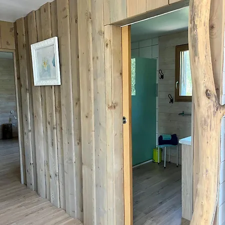 La Poussada, Maisons Ecologiques Avec Vue Holiday home *